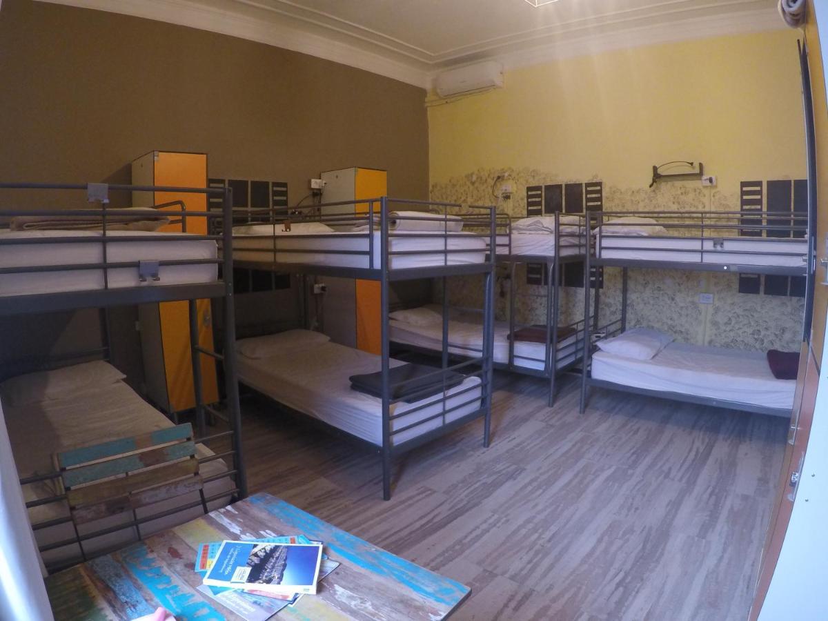 ג'נובה Victoria House Hostel מראה חיצוני תמונה