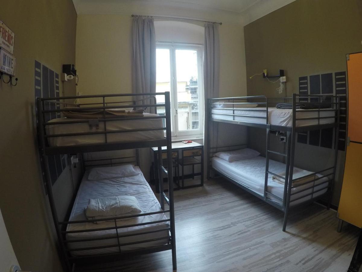 ג'נובה Victoria House Hostel מראה חיצוני תמונה