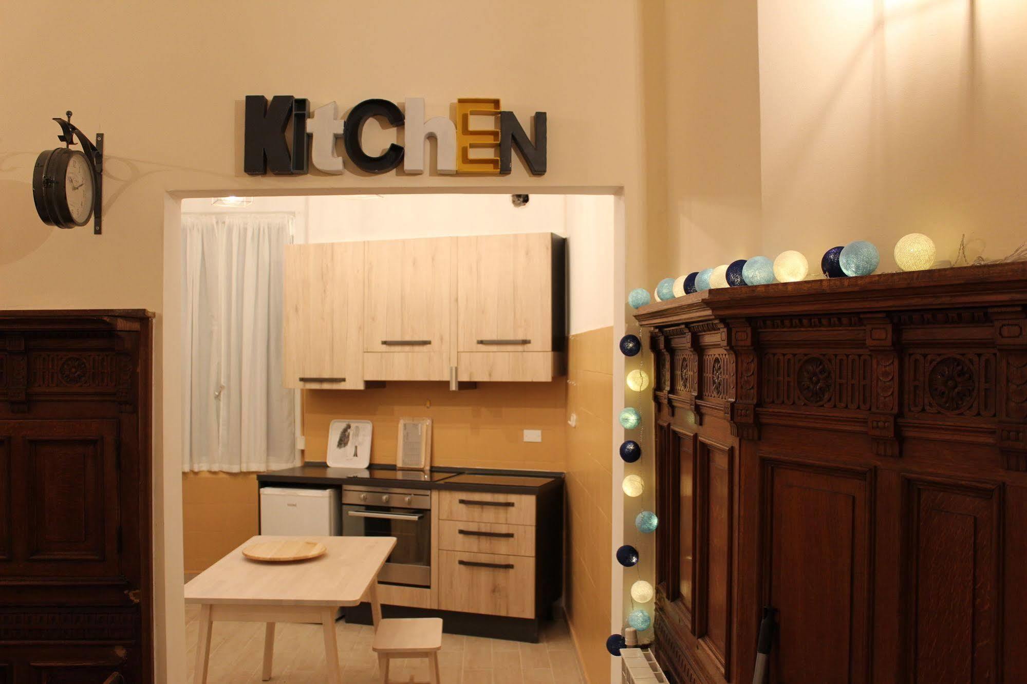 ג'נובה Victoria House Hostel מראה חיצוני תמונה