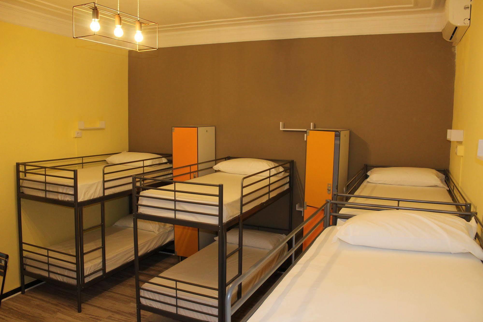 ג'נובה Victoria House Hostel מראה חיצוני תמונה