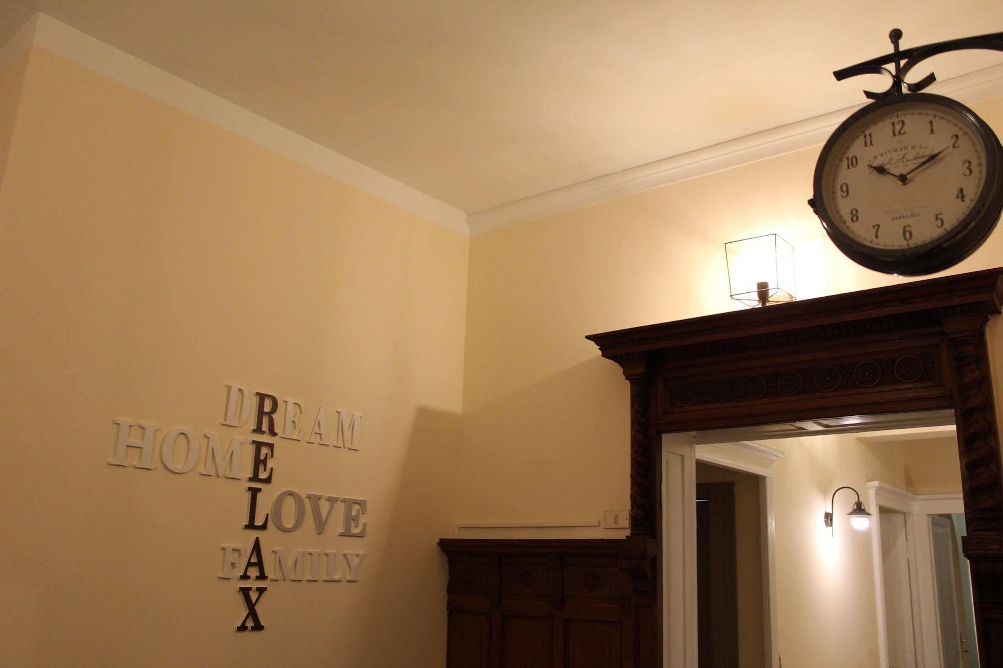 ג'נובה Victoria House Hostel מראה חיצוני תמונה