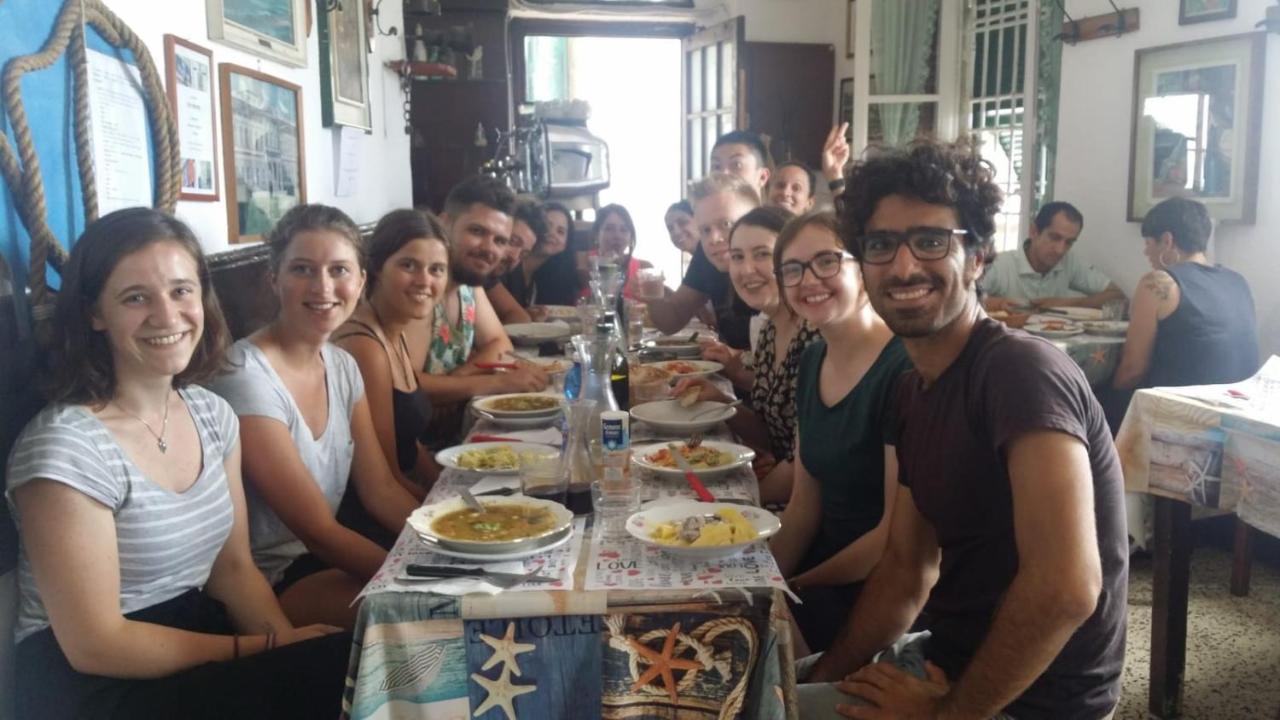 ג'נובה Victoria House Hostel מראה חיצוני תמונה