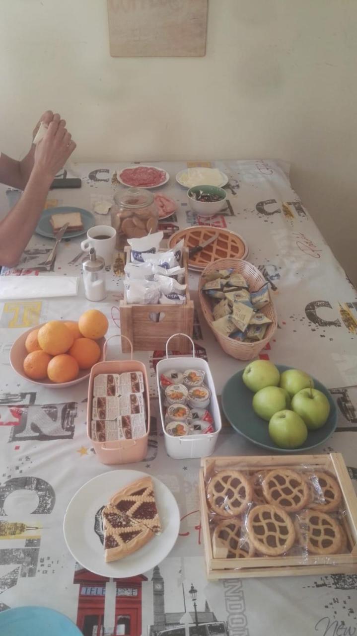 ג'נובה Victoria House Hostel מראה חיצוני תמונה